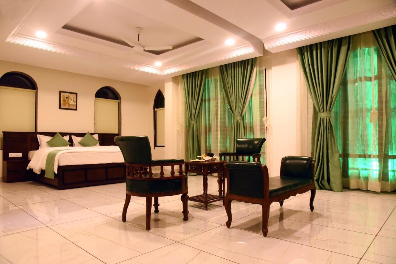 Vits Excellensea Karde Beach Dāpoli Buitenkant foto