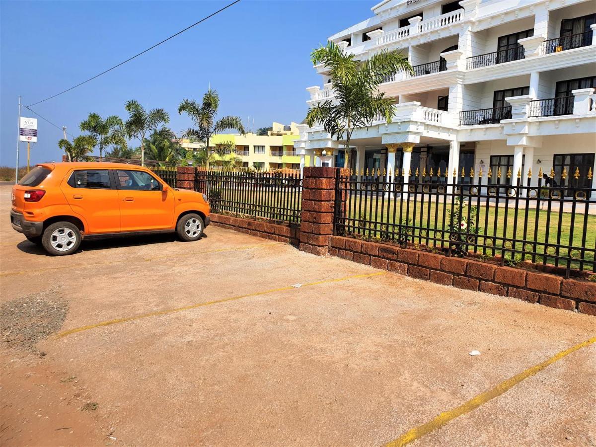 Vits Excellensea Karde Beach Dāpoli Buitenkant foto