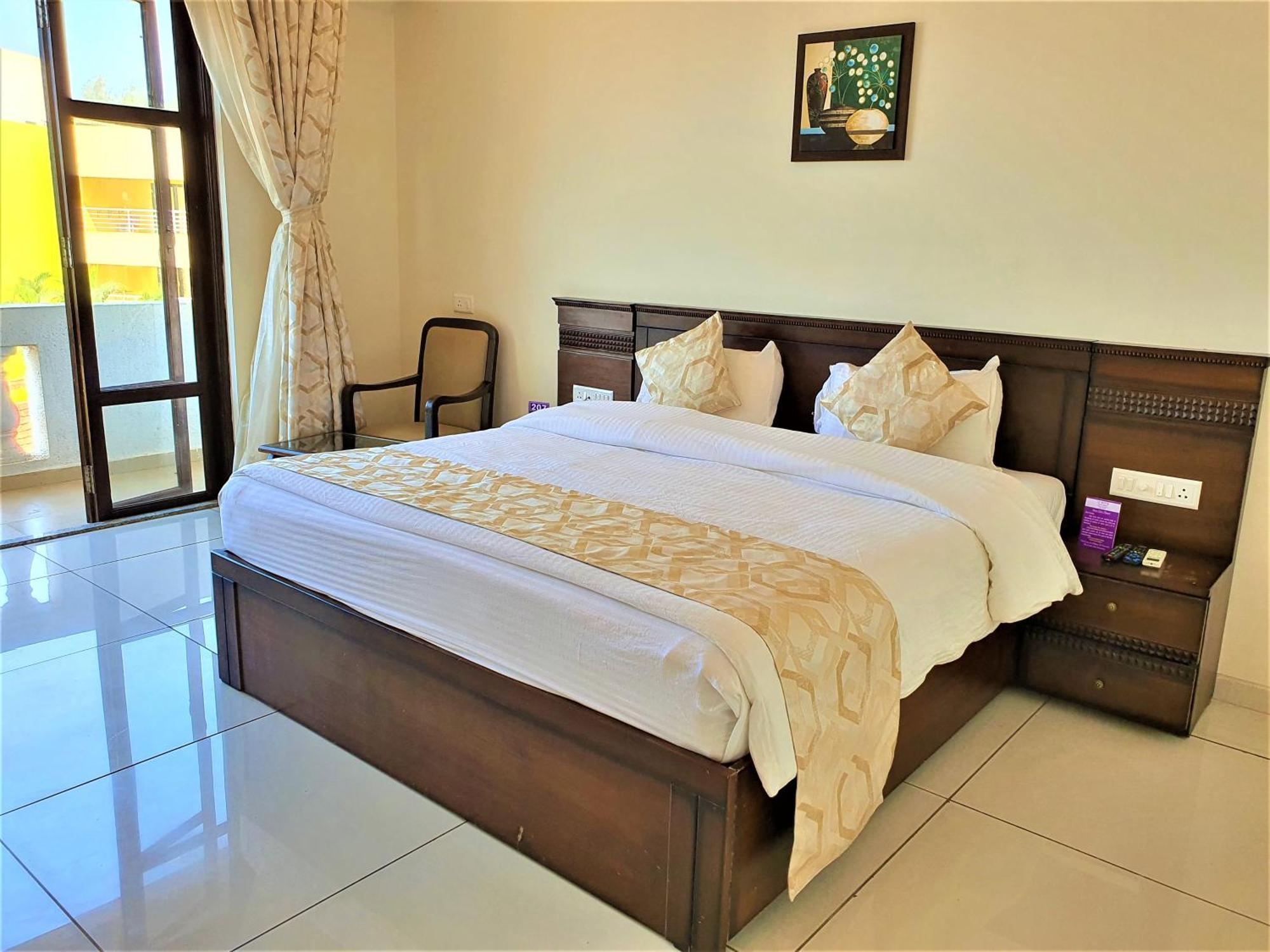 Vits Excellensea Karde Beach Dāpoli Buitenkant foto