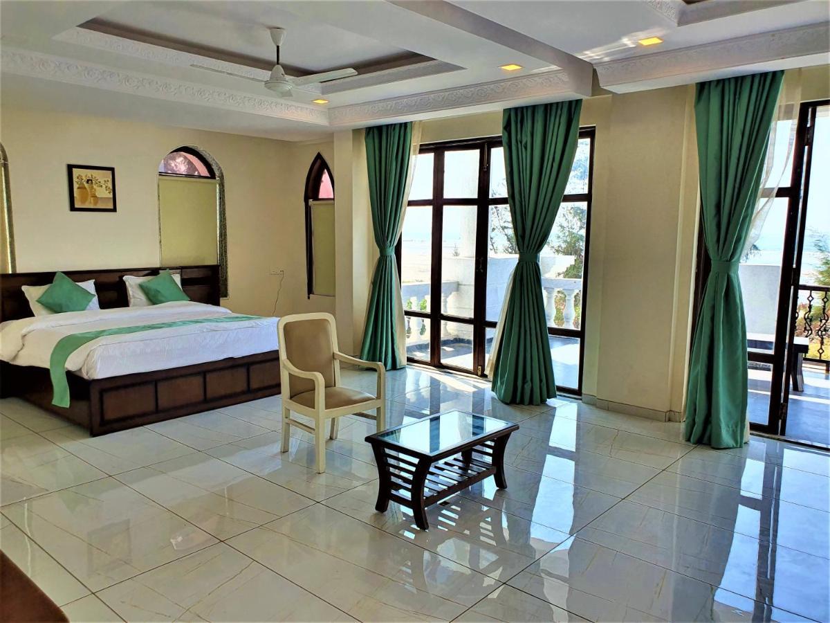 Vits Excellensea Karde Beach Dāpoli Buitenkant foto