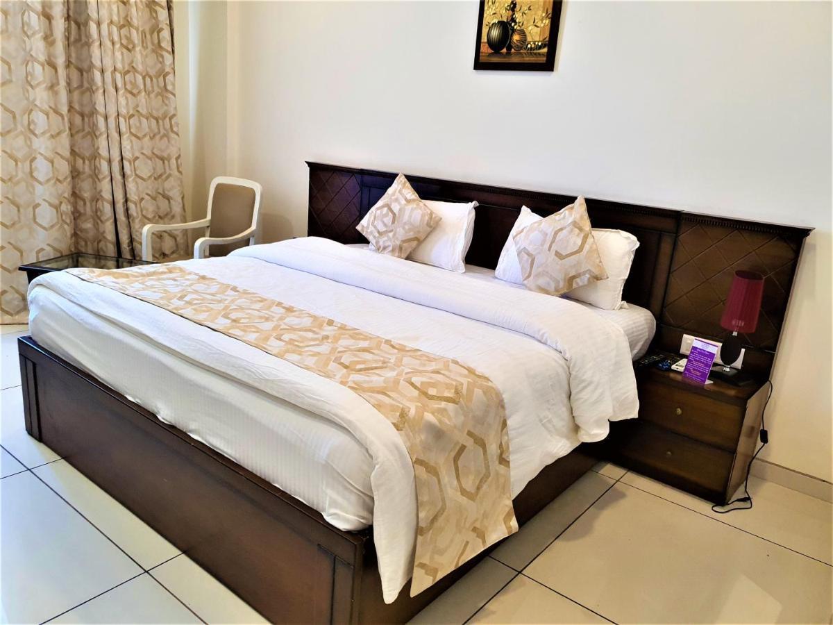 Vits Excellensea Karde Beach Dāpoli Buitenkant foto